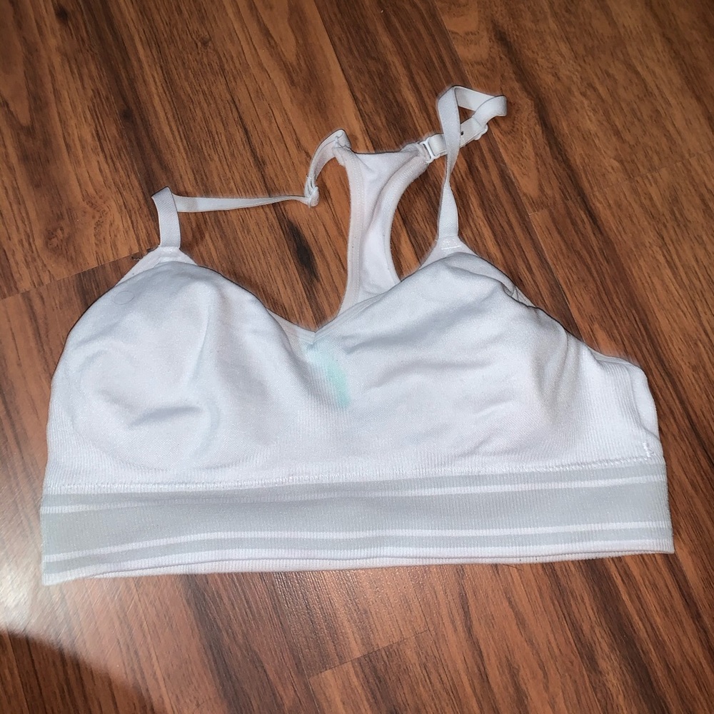 bras - Picture 3 of 3